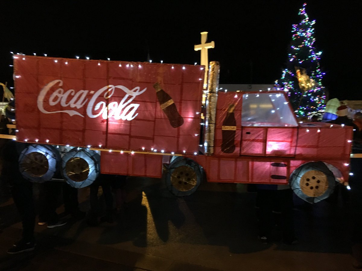 Traders. Book now for Bolsover Christmas Festival and 25th Lantern Parade. 1 December 10am - 7pm. bit.ly/obtc5 Food/Drink/Crafts/Gifts