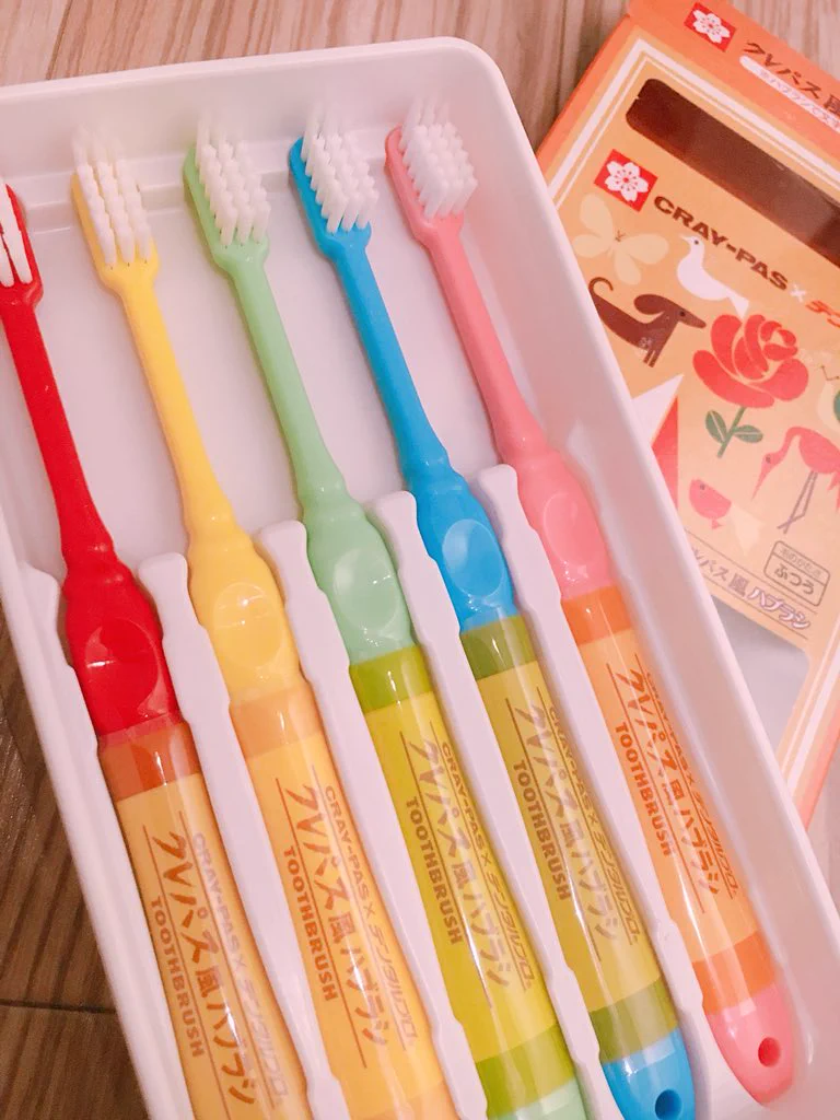 勿体なくて使えないwwwサクラクレパス風の歯磨きが女の子心くすぐられるwww