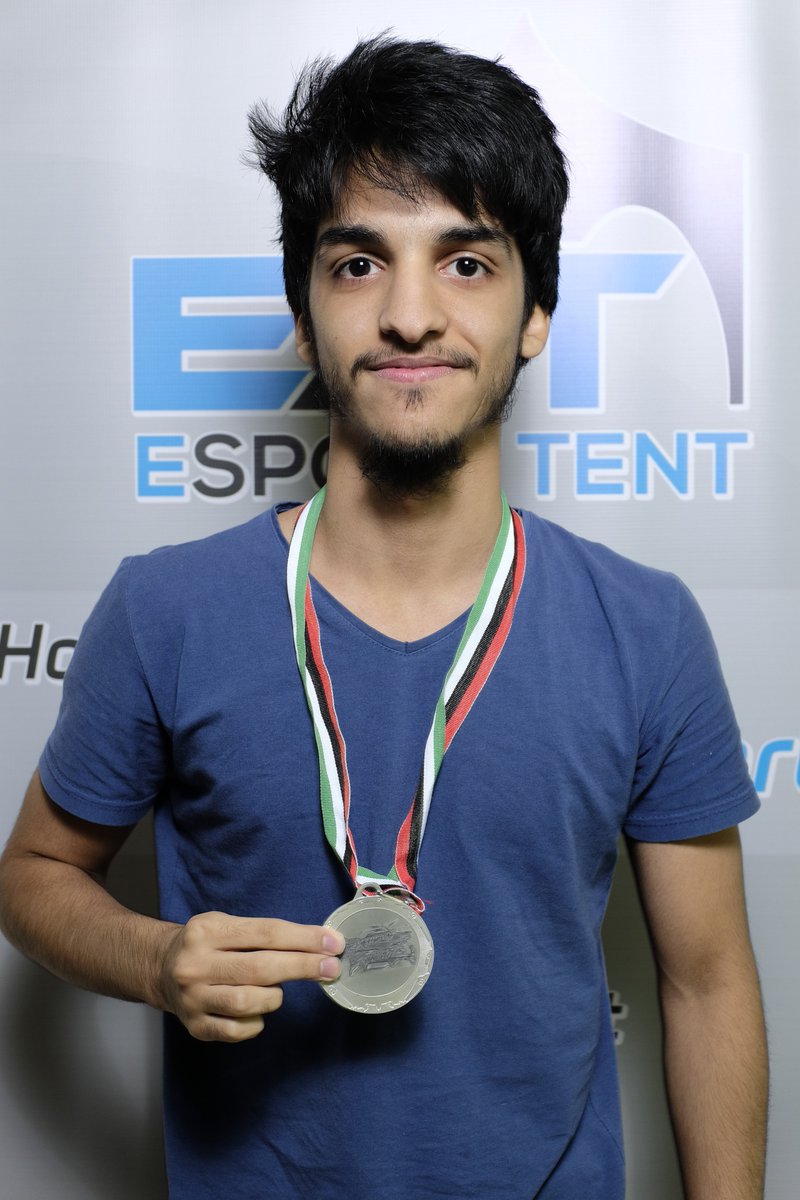 ESportTent's tweet photo. المركز الاول: بدر المطيري @Badorche 
المركز الثاني: عبدالعزيز الحربي @M5OOFK 
المركز الثالث: ابراهيم الطلحة @itzFubuki 
المركز الرابع: فهد الشمري @fahadsaud18 
#KO2018 https://t.co/6saKxvXYGC