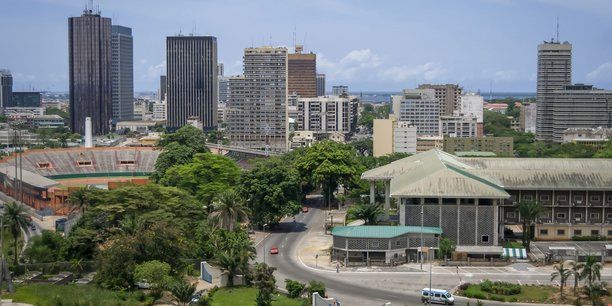 #electricite : toute la #cotedivoire raccordée en #2025. Pour atteindre cet objectif, un minimum de 500 localités sont ainsi connectées chaque année, du jamais vu dans la région. buff.ly/2PU8o34 #energie #Afrique <a href="/JLBorloo/">Jean-Louis BORLOO</a>