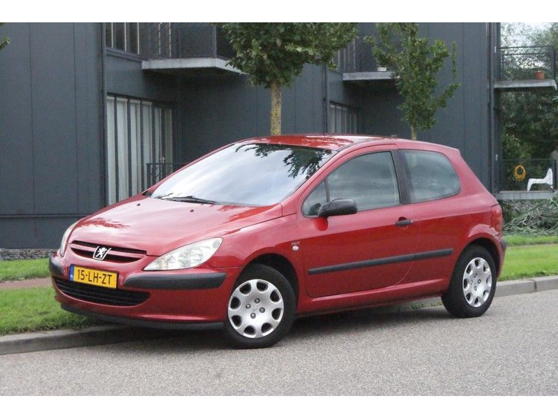 autoakkrum's tweet photo. Peugeot 307 - € 1849,-
https://t.co/4UoT0k2pXq https://t.co/dtvxL4MEoa