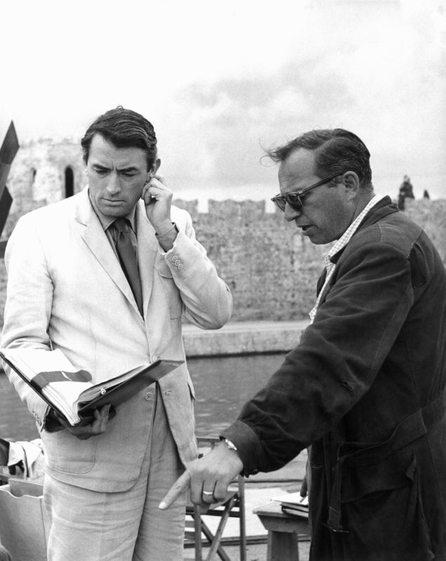 MenOfActionPod's tweet photo. (2/3) ... Foreman & co-writer Michael Wilson were blacklisted & un-credited for 'Bridge on the River Kwai'. The award was instead presented to the writer of the original novel, Pierre Boulle.
Left: Gregory Peck, Right: Foreman
#tendaysofaction #gunsofnavarone #moapodcast https://t.co/NqetjgGA0U