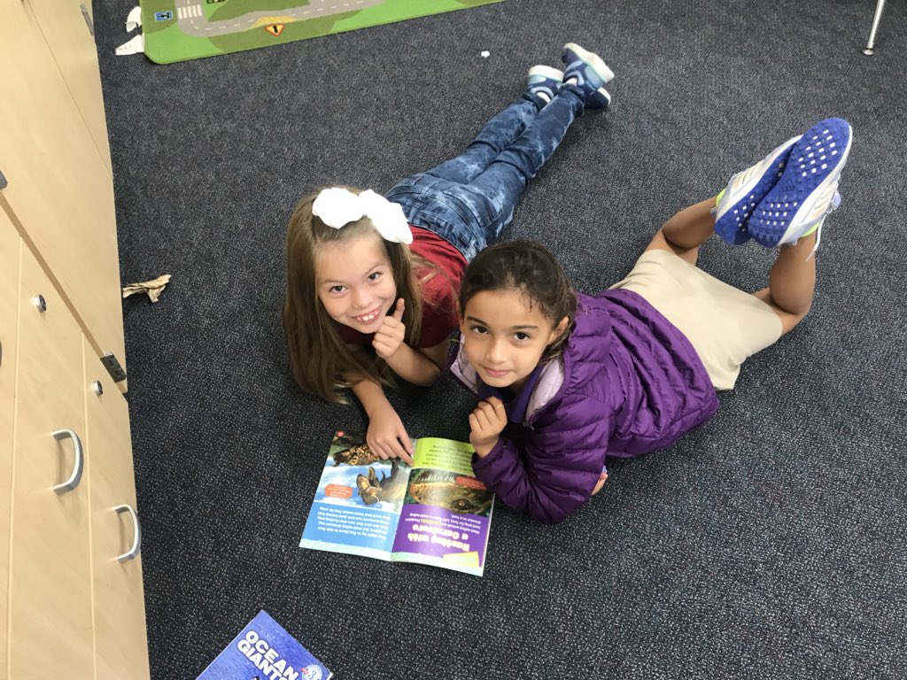 teletitan's tweet photo. Whittemore’s Razorbacks sharing their love for books and reading. #weareRUSD #growingreaders @RowlandSchools https://t.co/UFTzj20tv0