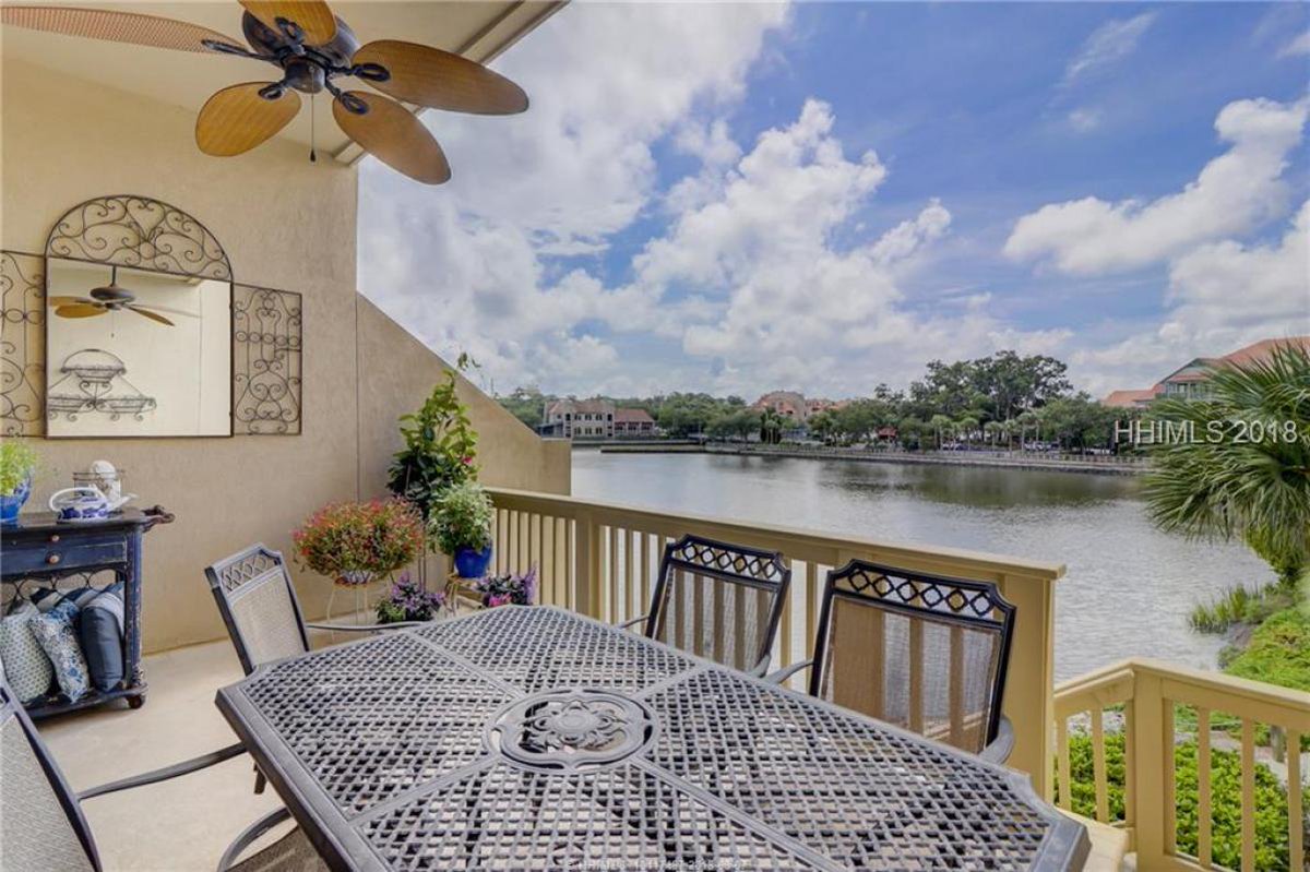 DunesRealEstate's tweet photo. Eck and Falco Team would love to show you the #listing at 10 Newport DRIVE 3403 #HiltonHeadIsland #SC  #realestate https://t.co/X81yTvfg9j https://t.co/rnTNmFf41A