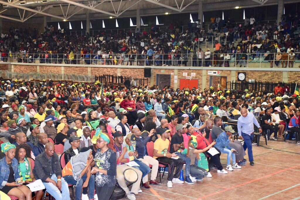 satch6more's tweet photo. @MbalulaFikile This is Huge numbers My Honorable good Sir #Zumalecture https://t.co/HEDfT4OBto