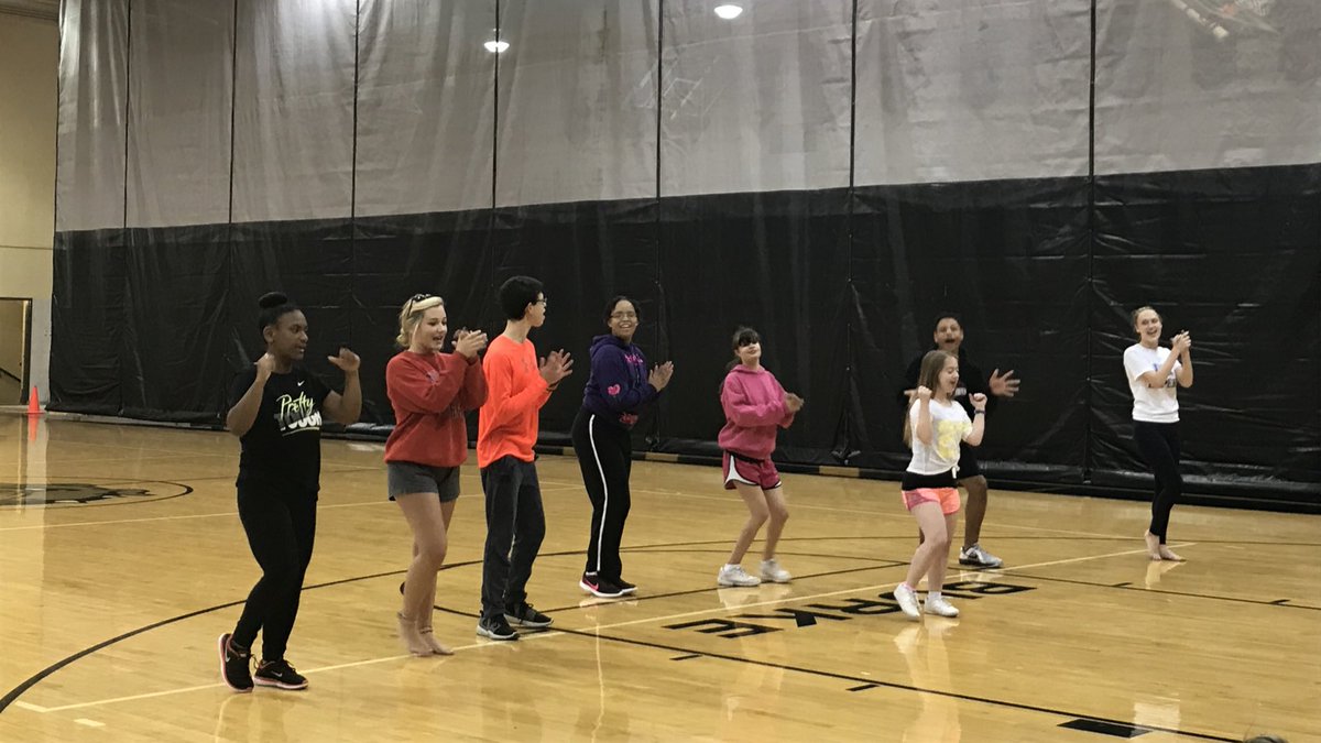 MrsTowey_BHS's tweet photo. We don’t care how early it is as long as we’re cheering! #Sparkles @OPS_Burke https://t.co/eHbDNU52KY