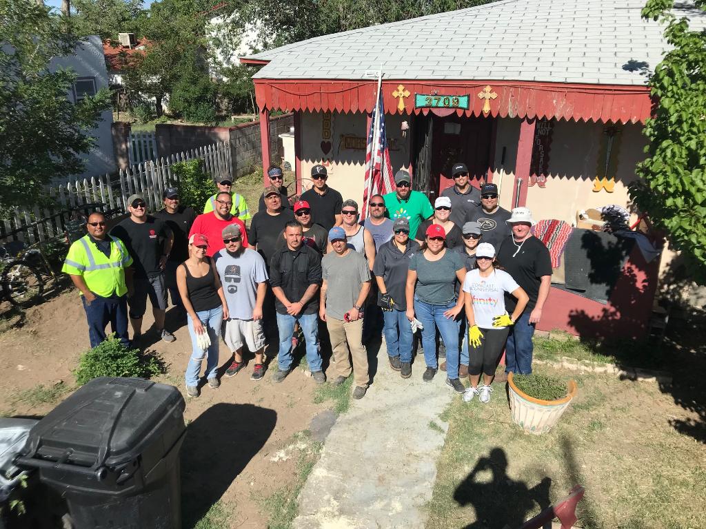 ComcastNM's tweet photo. Still reminiscing about our #ONEABQ challenge project with the @cabq Senior Affairs Department. Giving back to the community where we work and live is part of our DNA. Learn more about the program here: https://t.co/FpKNxmF7qc #ThisIsABQ https://t.co/TWSuSZSG6k