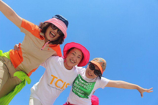 CFCharity's tweet image. Celebrate the end of summer with your friends and family. Why not get creative and enjoy the outdoors?  Find some suggestions on this link  #weekendingwithfamilyisterrific #spendtimewithyourkids #fosternow --We will show you how!