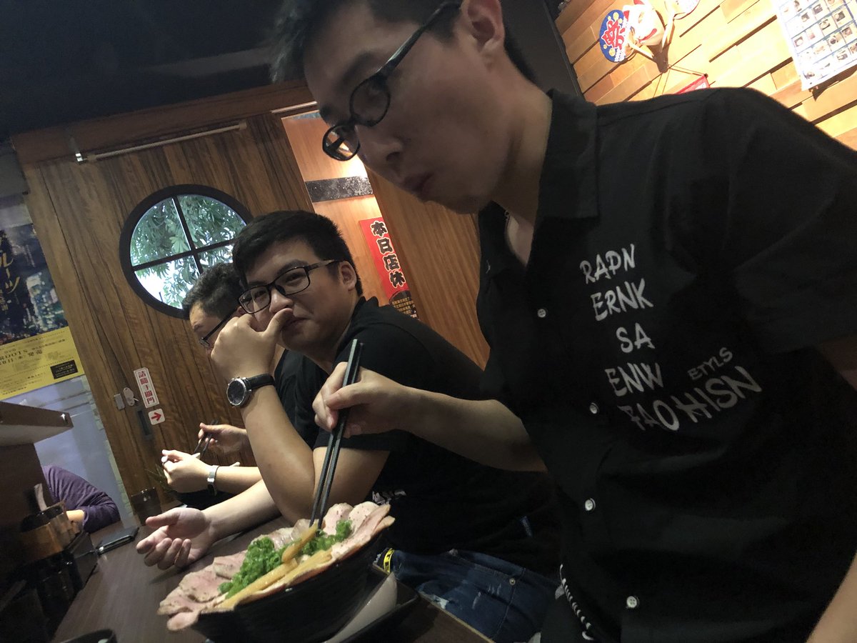 TTO1WASXYaVCFfP's tweet photo. Happy time 😂😂😂 https://t.co/9bcTkEf6IP