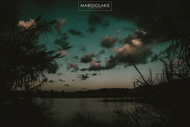 xmargiolakis's tweet photo. #dusk #landscape #landscapephotography #waterscape #sunset #chania #chaniacrete #instachania #clouds #lake #teal #xmargiolakis #crete #crete🇬🇷 #creteisland #creta #kreta #greece #sunisgoingdown #igersgreece #ig_greece #ig_chania #ig_countryside https://t.co/RlzLaonXsk https://t.co/cDkyWxDZNp