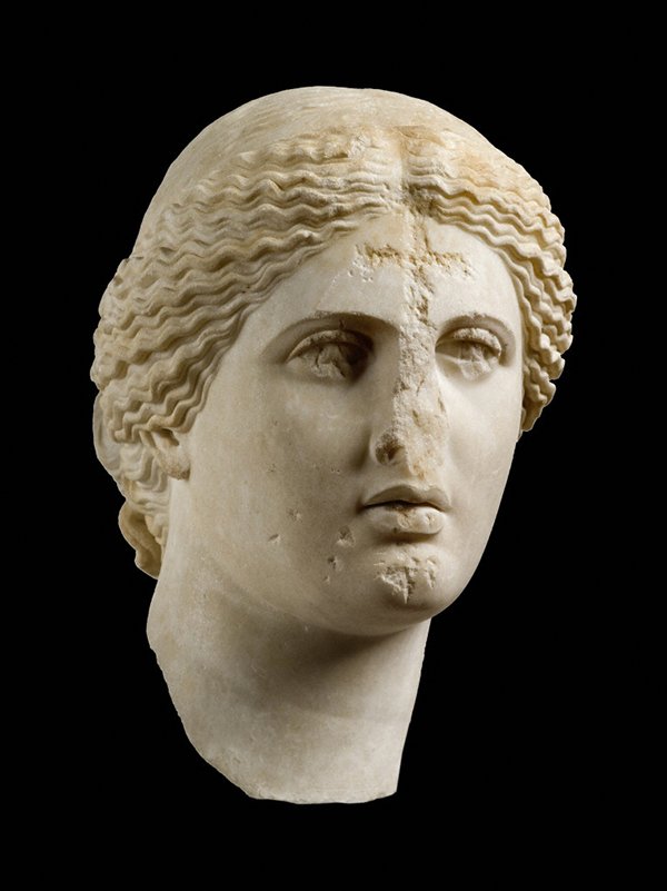 Laberintosarte's tweet photo. Cabeza de Afrodita "cristianizada". Está en el Museo Arqueológico Nacional de Atenas. Fue descubierta en 1889. https://t.co/fNHpuG9nWn