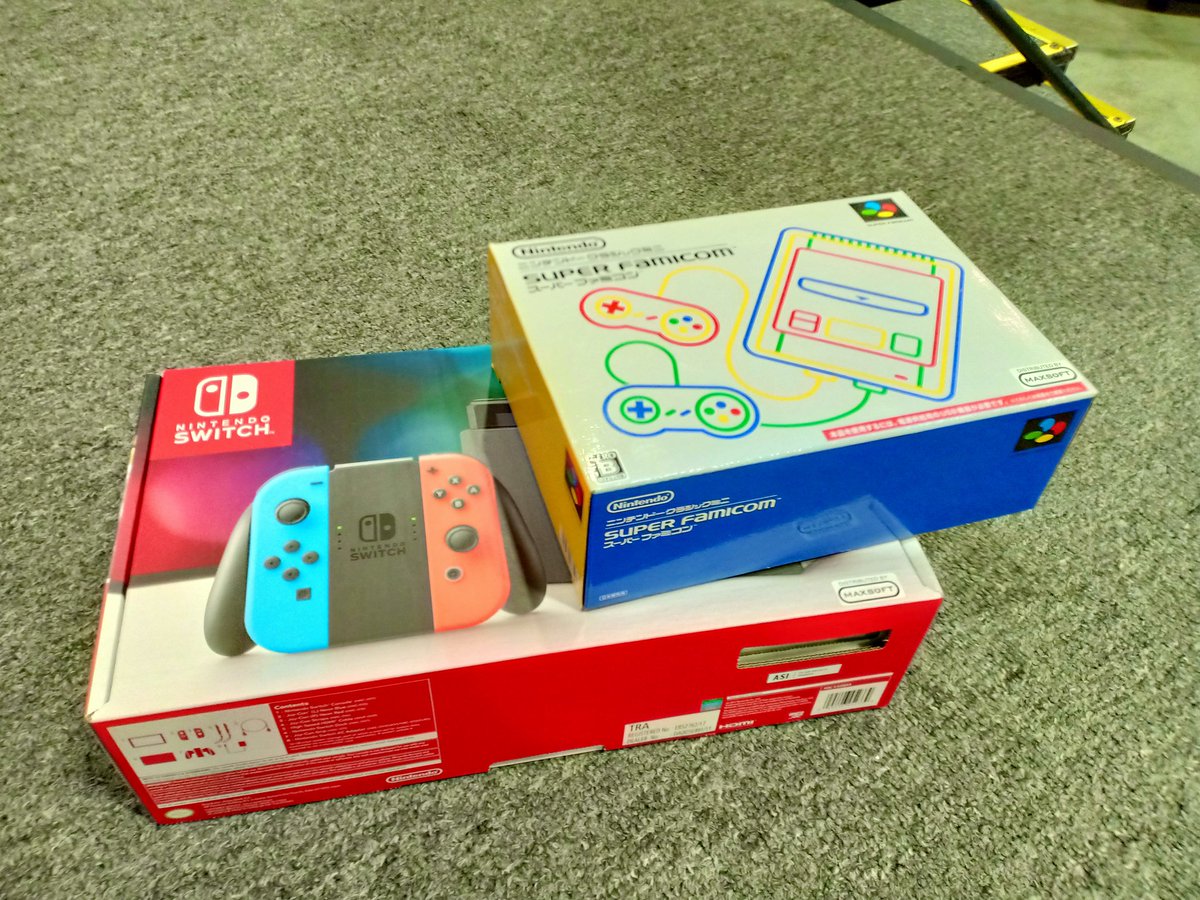 RikuCasts's tweet photo. Zomg! @Xyclopzz and I will be having a Mario Kart faceoff with the two players from GGXP <3
Winner takes home a Nintendo Switch!
#GGXP https://t.co/hhGiAzzkAA