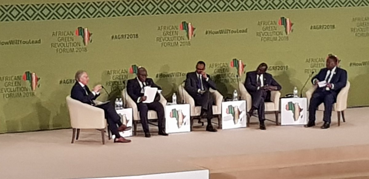 Former PM of Great Britain Tony Blair moderates Presidential Panel: Excellencies Emmanuel Issoze-Ngondet, Prime Minister Gabon, William Ruto, Deputy President Kenya, Paul Kagame, President Rwanda, Nana Afuko-Addo, President Ghana #AGRF2018 #HowWillYouLead