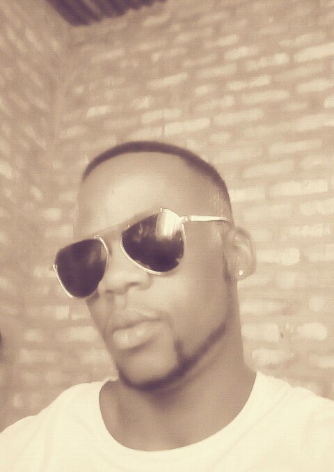 SimphiweLebotho's tweet image. Dope