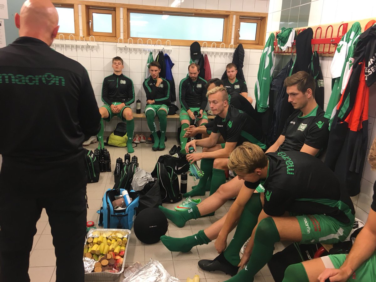 Kampdag: NHH - Lyngbø kl 1300 på Åstveit.