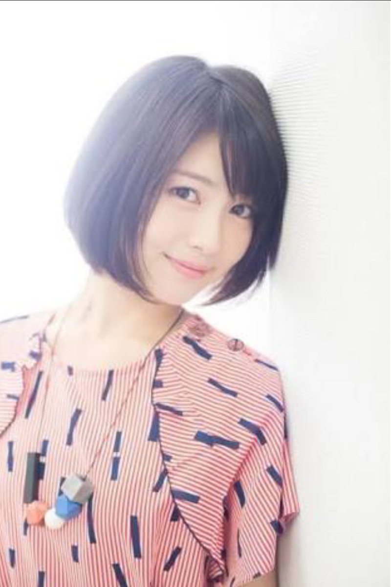kae_0216's tweet photo. どっちの方がかわいいー？

浜辺美波がかわいいと思う人はRTを！
松岡茉優がかわいいと思う人はいいねを！

RT ＆ いいねをお願いします🙇 https://t.co/k3vqM4XoS5