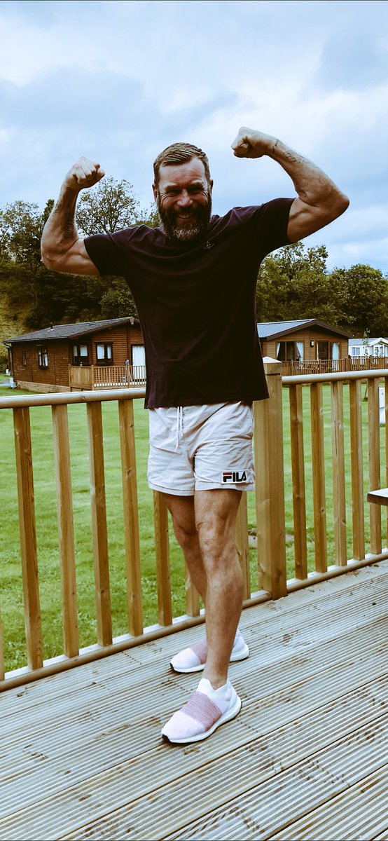 Bryz1's tweet photo. 600days away from my suicide attempt, 600days into talking openly about my depression 600 days clean of alcoholism 600days into recovery and by God. I feel good .600 days of fitness and from 15 stone 7 to now 11 stone 10lbs that’s there for everyone action &amp; effort &amp; changes ❤️ https://t.co/FLGtDeNizE