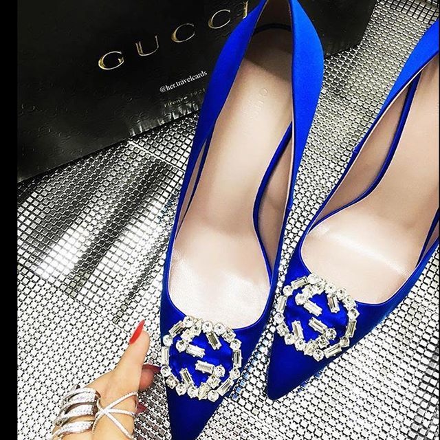 BrideMinded's tweet photo. #tasha.fashion #luxuryshoes by #gucci #shoestagram #shoeswithcrystals #shoeswithbling #shoeinspiration 💙 @tasha.fashion https://t.co/mhIIgTSM7B https://t.co/LiGALQ05yP