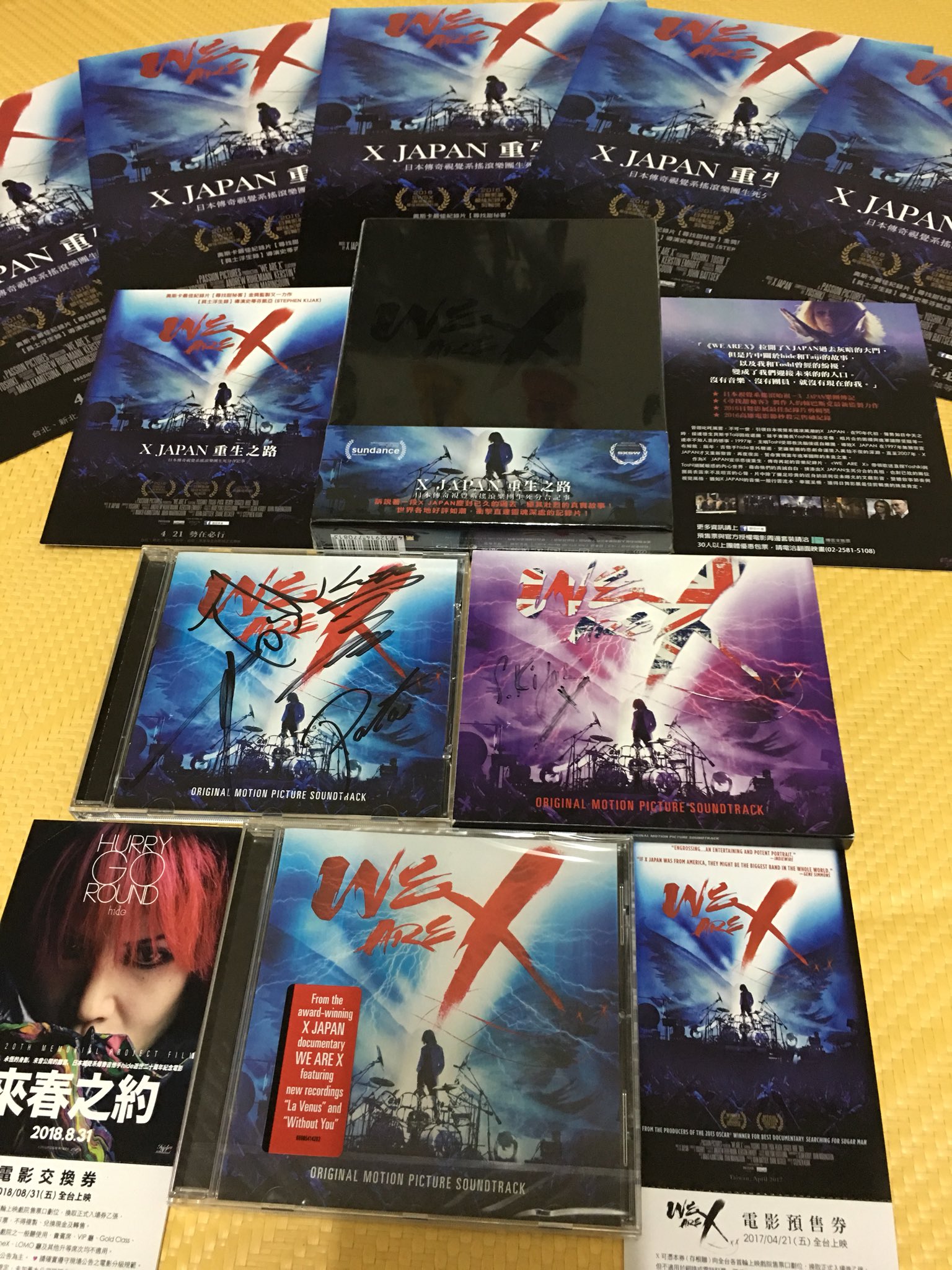 Sinyi 今天收到we Are X重生之路bd雙碟珍藏版 還送兩張hurry Go Round 電影票真的很感謝 翻面映畫和 Welcomemusic 聯合發行盒子上還有亮粉超精緻質感非常棒超讚 Stephenkijak Wembley London Xjapan Wearex T Co Jggba8atlp Sinyi 今天收到we Are X重生之路bd雙碟珍藏版 還送兩張hurry Go Round 電影票真的很感謝 翻面映畫和 Welcomemusic 聯合發行盒子上還有亮粉超精緻質感非常棒超讚 Stephenkijak Wembley London Xjapan Wearex T Co Jggba8atlp