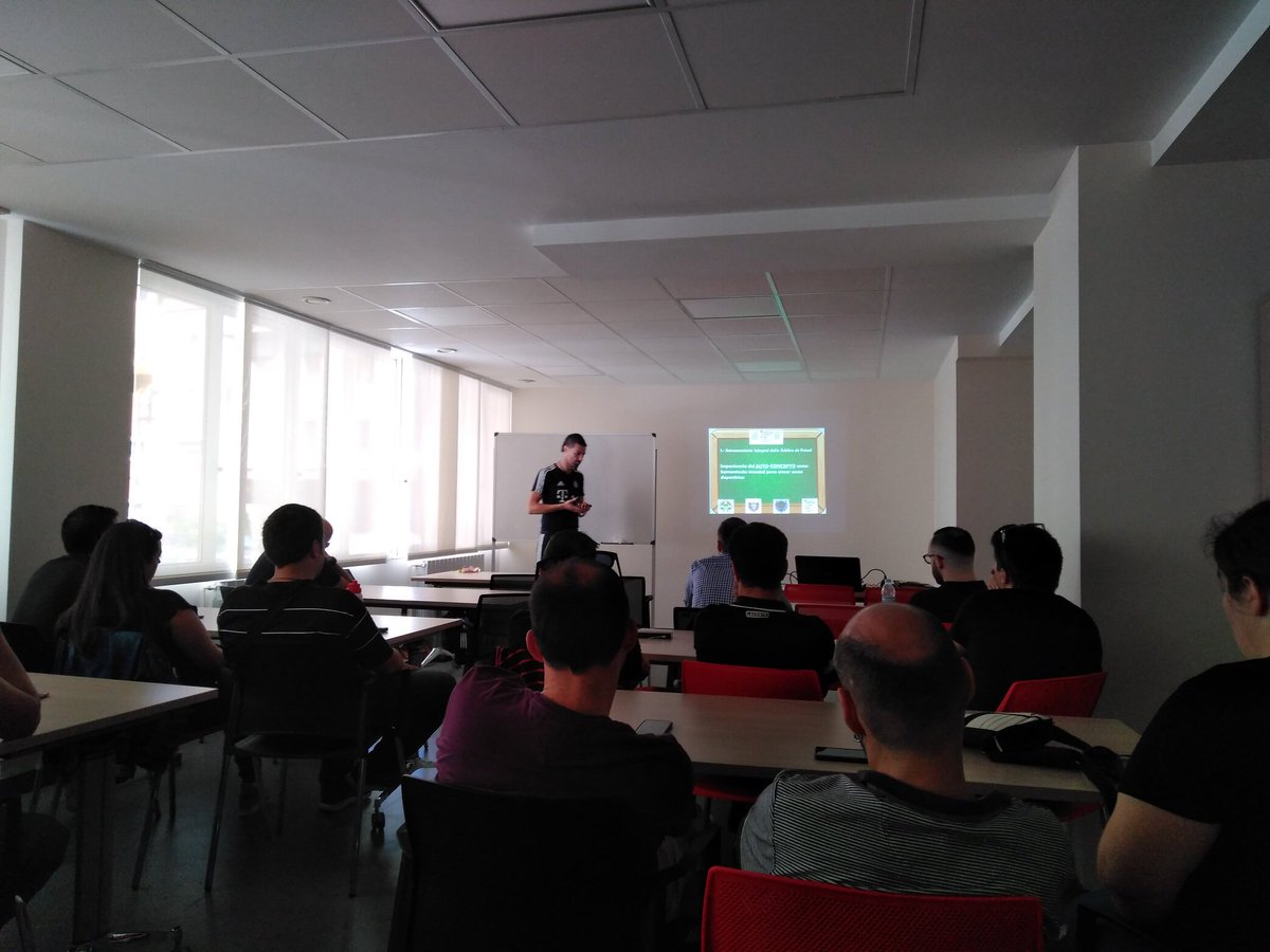 Jornada técnica con uno de los mejores ponentes en psicología deportiva <a href="/Kepa_Diez/">Kepa Díez</a>

#fomación #futsal #psicologíadeportiva #futbolsala