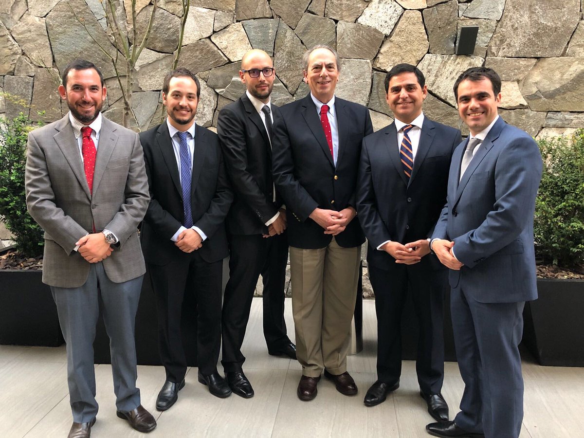 Thank you to <a href="/adsilvaw/">Andres Silva</a> <a href="/bvivaldi/">Bruno Vivaldi</a> <a href="/DrDomenechUro/">Alfredo Domenech</a> <a href="/filialendouro/">Filial de Endourología Chile - SCHU</a> for inviting me to your course. It was an honor to participate alongside Spanish master endourologist <a href="/dperfen/">Daniel Pérez Fentes</a> . Discussions and exchange of ideas were fantastic. I hope to return for future courses. Congratulations!!