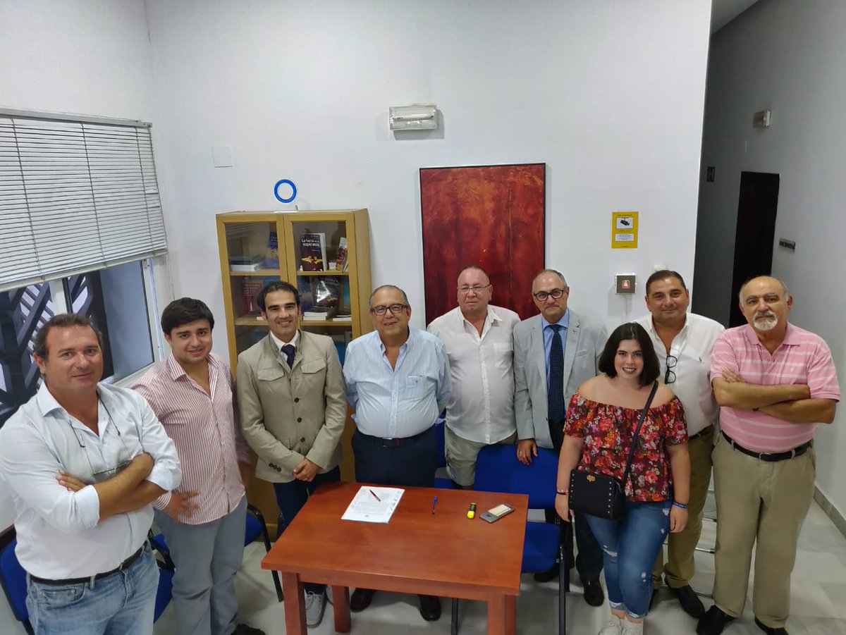 Tras el cabildo celebrado en el día de ayer ha resultado elegido como nuevo Hermano Mayor de nuestra Hermandad el hermano José Antonio Faiña Mora.
El cabildo tuvo lugar en la parroquia de San José Artesano celebrándose sin incidencias y con un resultado unánime a la candidatura.