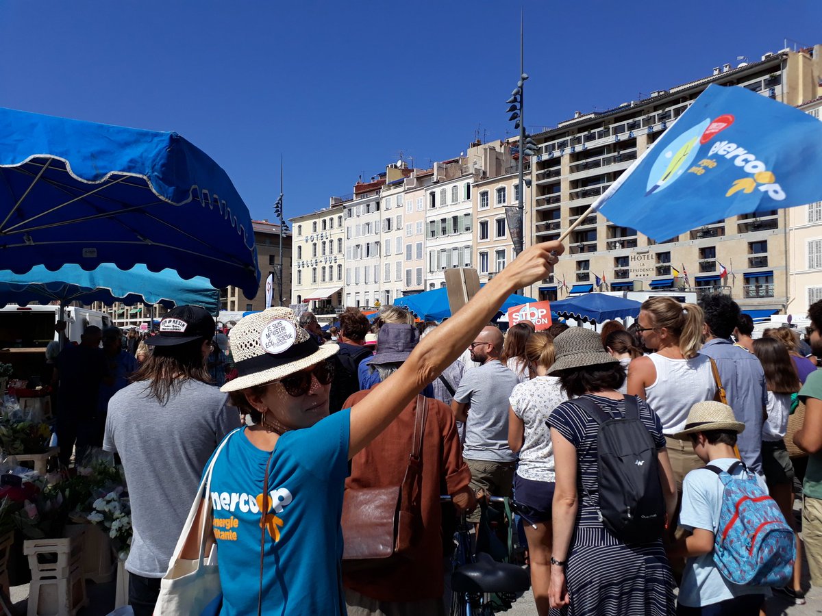 EnercoopPaca's tweet photo. Enercoop Paca marche pour le climat à Marseille ! 
#MarchePourLeClimat #RiseForClimate https://t.co/QT2Zm2grqg