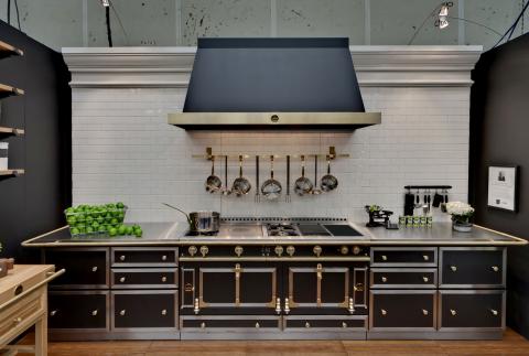 OrpiMairie's tweet photo. La #Cornue, plus que des #cuisinières, de véritables bijoux de savoir-faire et de technologie https://t.co/mwnuZdo7Ah https://t.co/o5dkcKqjuh