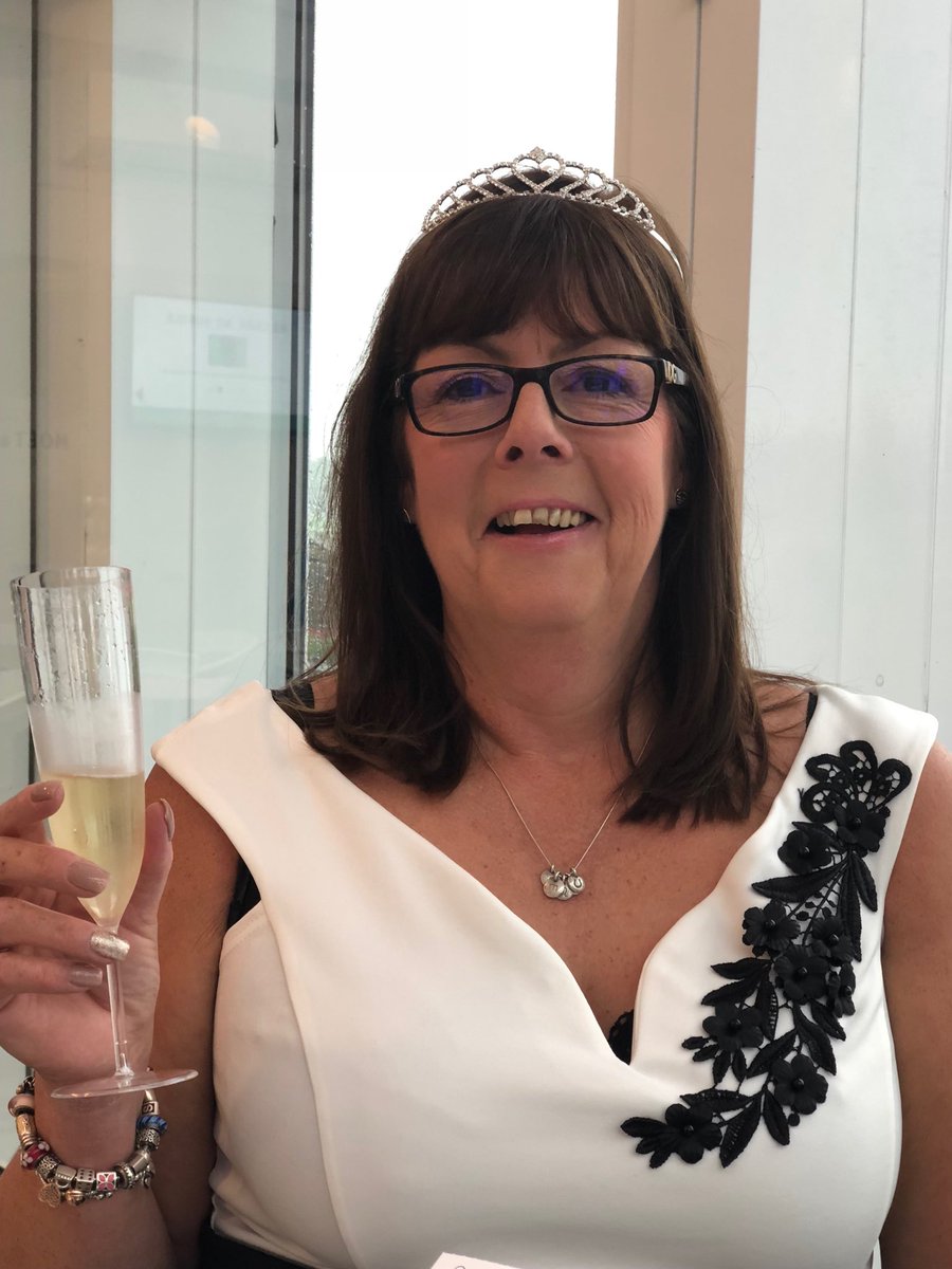 ⁦<a href="/GaryBarlow/">Gary Barlow</a>⁩ ⁦<a href="/BootcampBarlows/">Barlow’s Bootcamp 🏋🏼‍♂️</a>⁩ hi Gary would love a tweet today - my 50th birthday at Haydock Races after losing 4.5 stone with ⁦<a href="/BootcampBarlows/">Barlow’s Bootcamp 🏋🏼‍♂️</a>⁩ xx