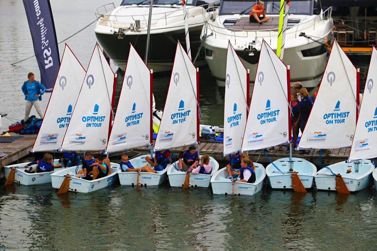 Hiswa te Water (@hiswatewater) on Twitter photo Kinderen kunnen tijdens #HISWAtewater gratis zeilen, suppen en kanovaren bij de Optimist on Tour van <a href="/watersportNL/">Watersportverbond</a>. Interesse? Schrijf je dan in via de website van Optimist on Tour of gewoon bij de balie. optimistontour.nl/inschrijven/ Kinderen kunnen tijdens #HISWAtewater gratis zeilen, suppen en kanovaren bij de Optimist on Tour van <a href="/watersportNL/">Watersportverbond</a>. Interesse? Schrijf je dan in via de website van Optimist on Tour of gewoon bij de balie. optimistontour.nl/inschrijven/