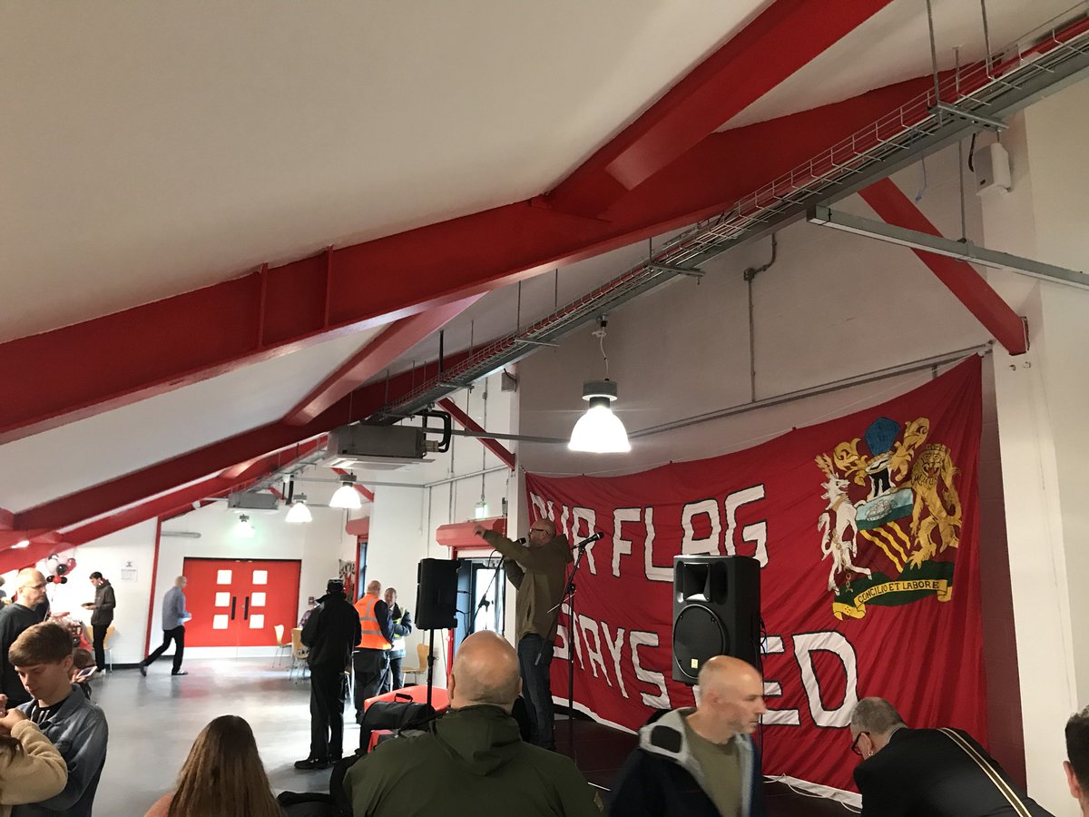 FCUnitedMcr's tweet photo. Also a special mention to @ManCityCouncil @marksandspencer energy, @FWPGroup @CEMEX_UK @PMCoatings CityBuild and Hilclare Lighting for their involvement for the SMRE works 👏

Almost time for the official re-opening! 

#FCUM 🇾🇪 https://t.co/U856BIPDjw