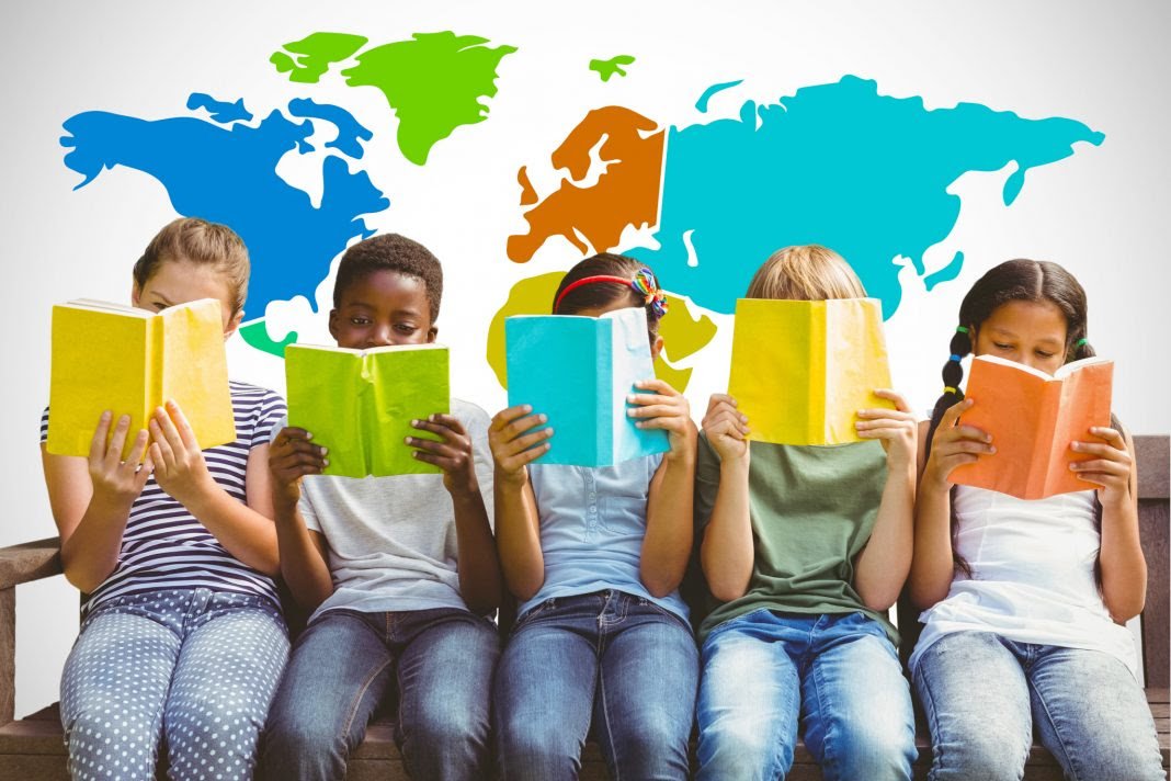 USAID's tweet photo. WOW! 📖✍️ The #USA has helped 750 million adults &amp; 330 million children around the world learn to read. Take a look at 5 unique efforts by USAID, @StateDept, @ECAatState &amp; @FLOTUS. https://t.co/cMiXkmLOoS #LiteracyDay #USAIDTransforms https://t.co/O4ZtZ71a3P