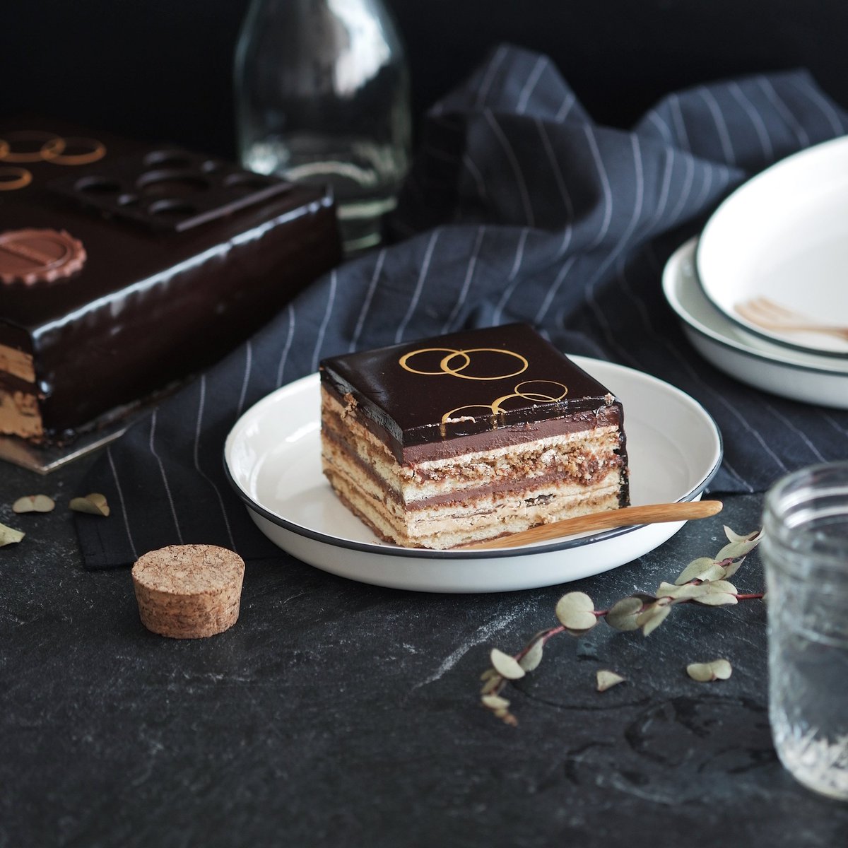 theharvestcakes's tweet photo. Nikmati kelezatan perpaduan coffee dan chocolate dengan manis yang pas dalam setiap layer Opera Classic The Harvest. Order sekarang juga!
.
Whatsapp Order 0812 1314 1500
https://t.co/sLMutet5ac
#TheHarvestCakes #OperaCake #OperaClassic #AlwaysSurprising https://t.co/alBcyuGkz8