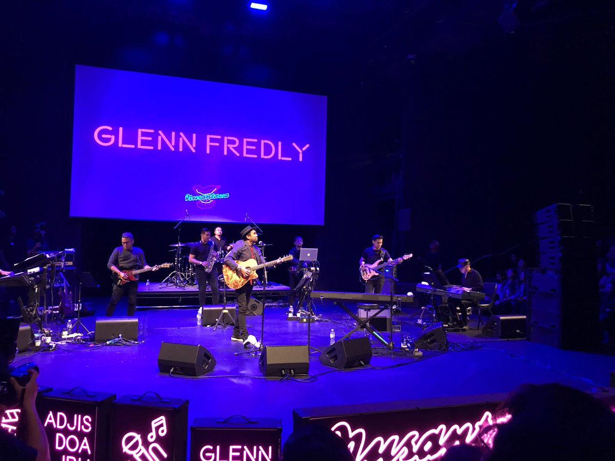 IndonesiaInSyd's tweet image. The Indonesian Students Association of the Uni. of Sydney presents their annual event #Nusantawa at the Seymour Theatre. CG Subolo attended the event as special guest. The event featured such famous Indonesian artists as comedians, #ImamDarto &amp;amp; #DimasDanang &amp;amp; singer #GlennFredly.