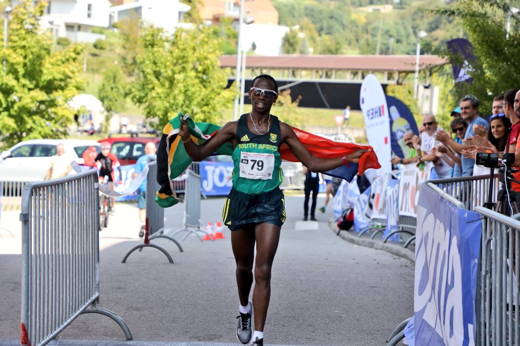 iRunFar's tweet photo. Bongmusa Mthembu of South Africa is third at the 2018 IAU 100km World Championships in 6:33:48. #IAU100k https://t.co/NcIrpt25Pn