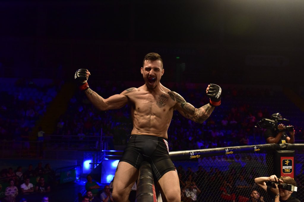bravemmaf's tweet photo. .@GabrielFlyMMA made a statement in the Featherweight division. Who should he face next? #BraveCF15 #MMA #Brasil https://t.co/nJIFmaR25V