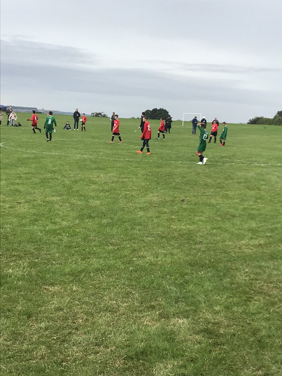 CoachHJ1's tweet photo. Up and running with a solid win on a testing pitch. Plenty of things to work on but impressed with the transition to 11-a-side 💚⚽️🖤#Greens #wardenafc @wafc_greens https://t.co/I7i4fK05GC