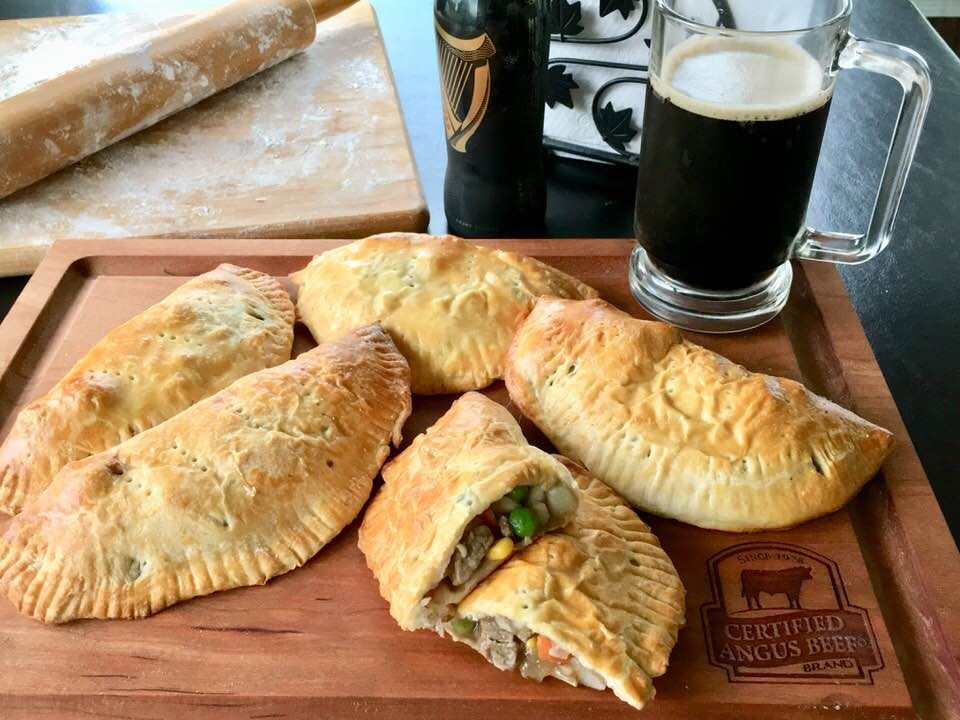 simpleandsavory's tweet photo. Steak &amp; Ale Hand Pies a #BeefCookAlong Recipe - https://t.co/TM4l5OXjlE via @Shareaholic https://t.co/wqkmxnCCnQ
