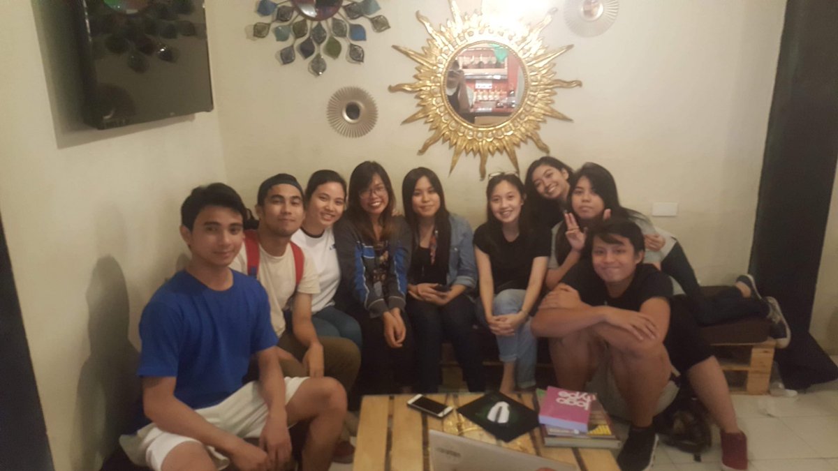 AIESECinDasma's tweet photo. Had a workshop with this bunch, what a productive way to start the weekend!

Thank you to our alumus @angelnoneski for making time and sharing your knowledge. ✨💙 https://t.co/6iO77aRBjD