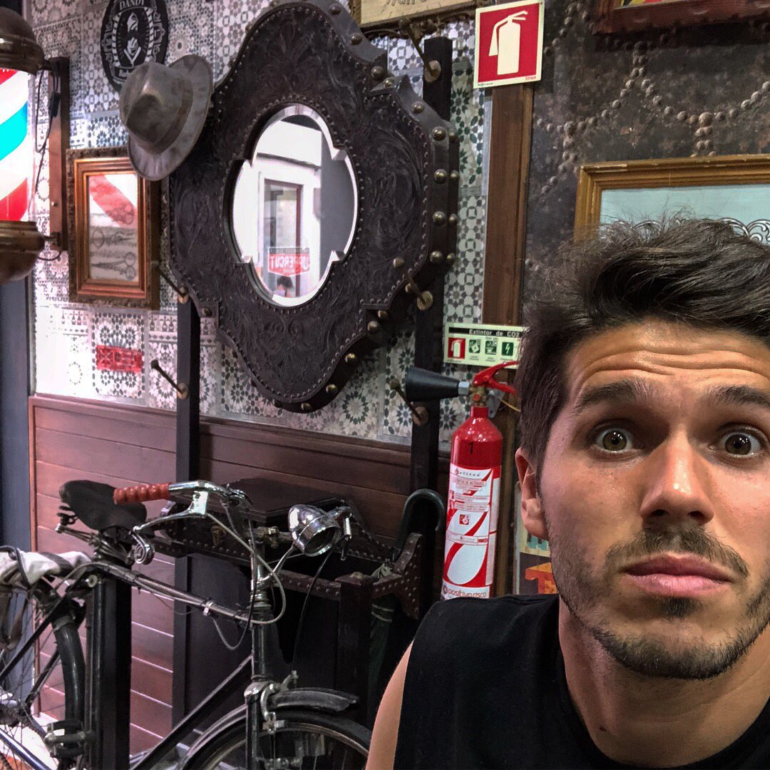 ¡Donde solo campeonan los peores!