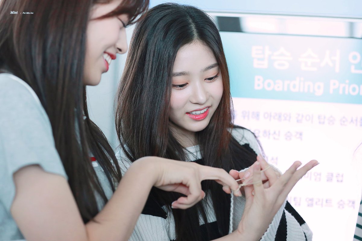 __Mintscent__'s tweet photo. 180904 ICN 출국
https://t.co/wtI3tnTTNf
https://t.co/3KmnGiG8q9

#아이즈원 #IZONE #김민주 #안유진 https://t.co/VBXuBKEDFC