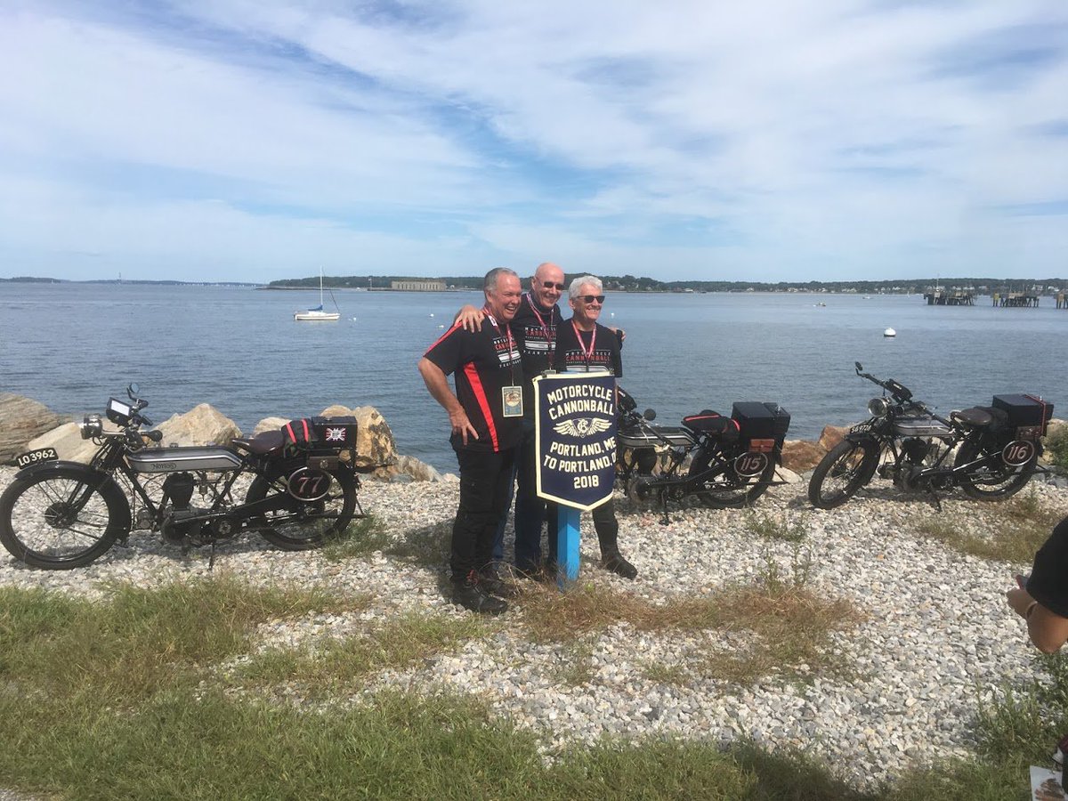 NTNOA's tweet photo. #TeamNorton #Motorcyclecannonball https://t.co/ad2QILq6g1