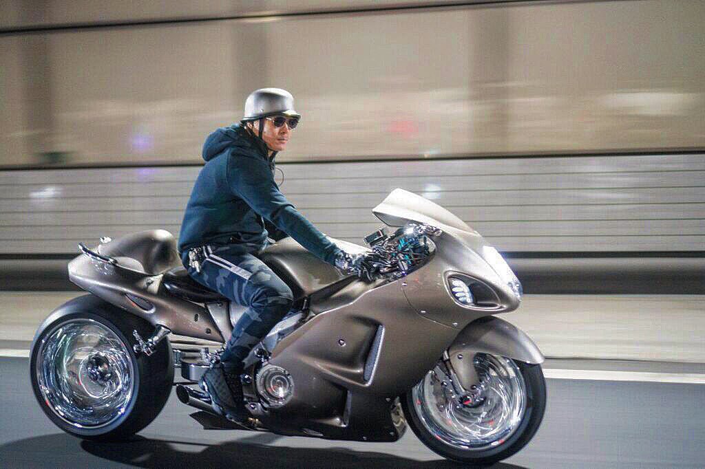 Triple Star Design お店のツイッターはじめました Gsx1300r 隼 Hayabusa Us カスタム ニュースクール カスタム スポーツバイク Ss