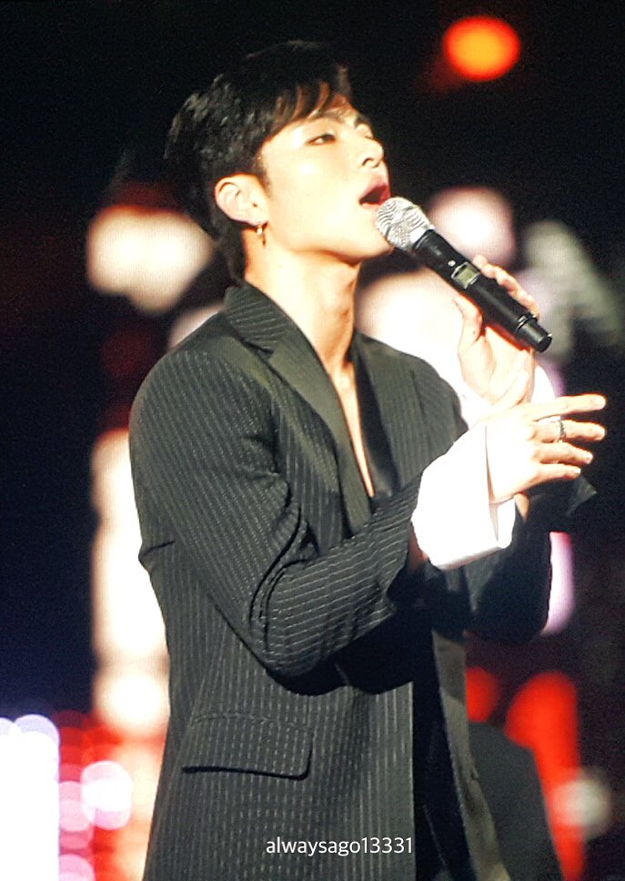 alwaysago13331's tweet photo. 180908 DMC

#구준회 #JUNE 
#iKON #아이콘 https://t.co/S25nuTaVdy