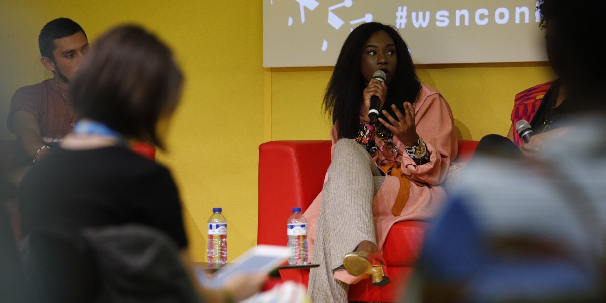 "L'Afrique est texturée : tous les pays africains n'ont pas le même rapport au wax ! Il faut développer du prêt à porter produit sur place pour le quotidien." <a href="/TitiaKandolo/">Laëtitia Kandolo</a>, styliste &amp; directrice artistique d'Uchawi #wsnconf #wsn18