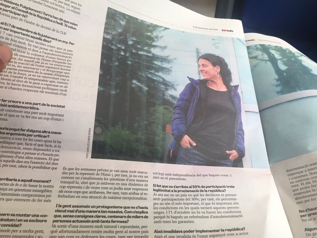 jordipanye's tweet photo. Brutal l'entrevista d @laiaaltarriba a @AnnaGaSabate a @DiariJornada "el judici ha d servir pq siguem nosaltres que jutgem l'Estat" #LluitarCrearPoderPopular https://t.co/YcfUjWz7j8