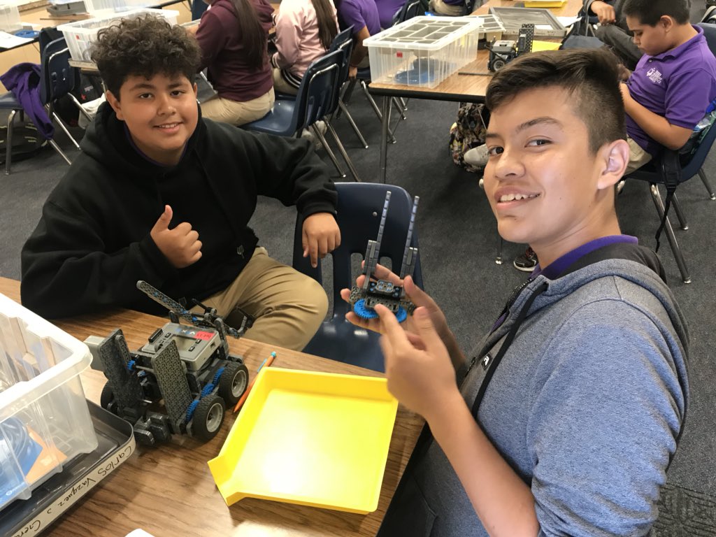 teletitan's tweet photo. Robotics is in full swing. #STEAM #Engineeringlife #weareRUSD @RowlandSchools @rusdkids @noexcusesu https://t.co/7BXQN59f1C