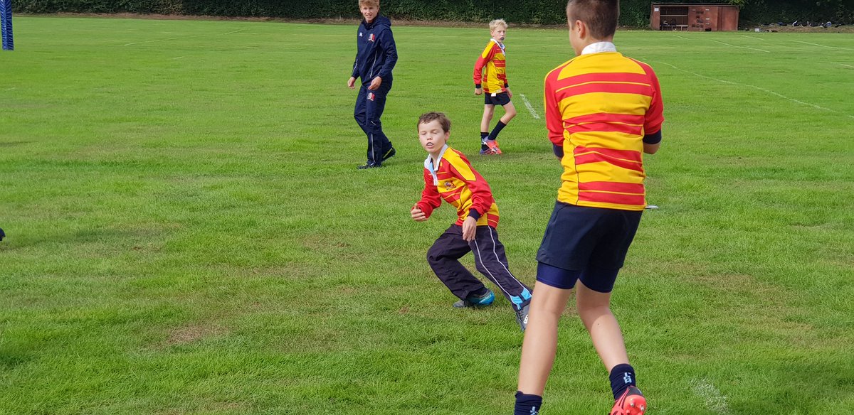 ipswichsport's tweet photo. An excellent morning for some pre-season work for our junior teams with passionate coaching and lots of energy followed by some time watching the 1st XV in their victory over Wisbech. #future1stXV https://t.co/x5uipfWx1U