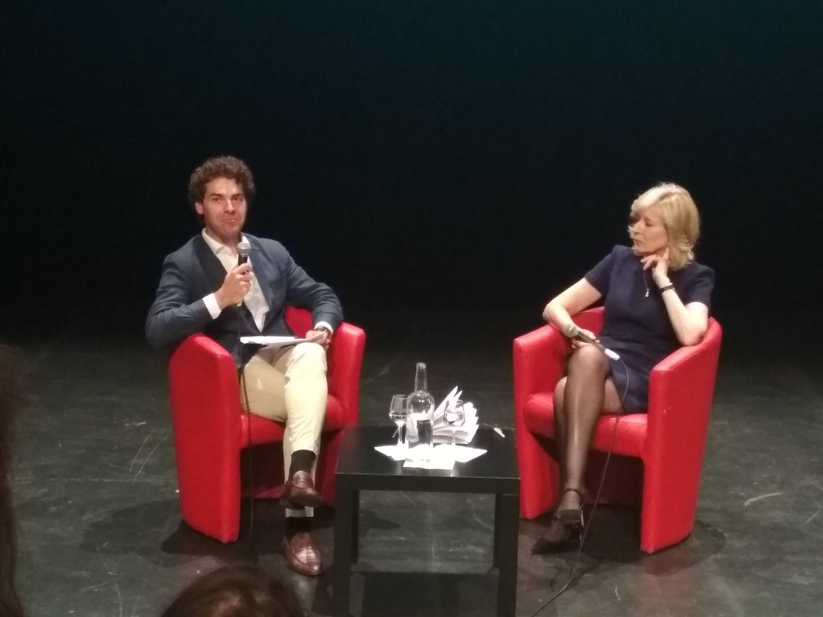 alemannoEU's tweet photo. Mansplaining: I’ve asked Emily O’Reilly, the EU OmbudsMAN, what is like to be a woman in the Brussels’ macho monoculture. Her response: « You know: When men don't stop explaining things to you, you already understood a long time ago » 
Emily O'Reilly #NECE2018 @PoliticoRyan https://t.co/VchqaMUcMj