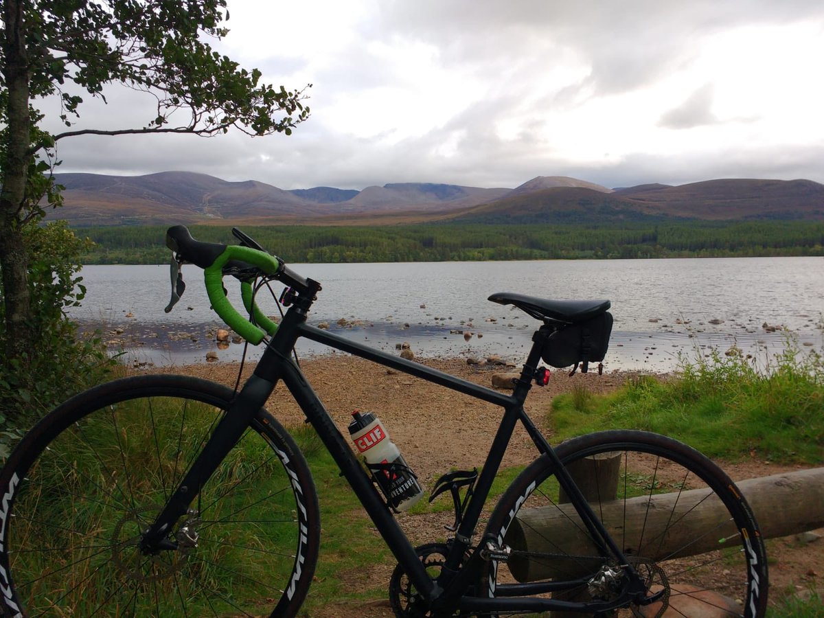 MDT_Ian's tweet photo. After the talk at last nights opening of #BSAC18 we wondered if our @Lifecast_Body manikin could pedal up Cairngorm, sadly not however I managed to get up and down in one piece tonight https://t.co/8FlSyiHgrb